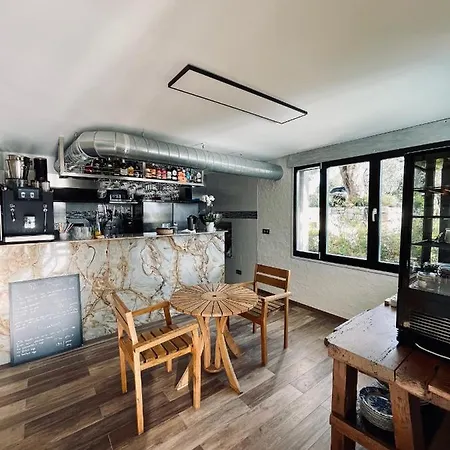 Bed and breakfast Escondida *